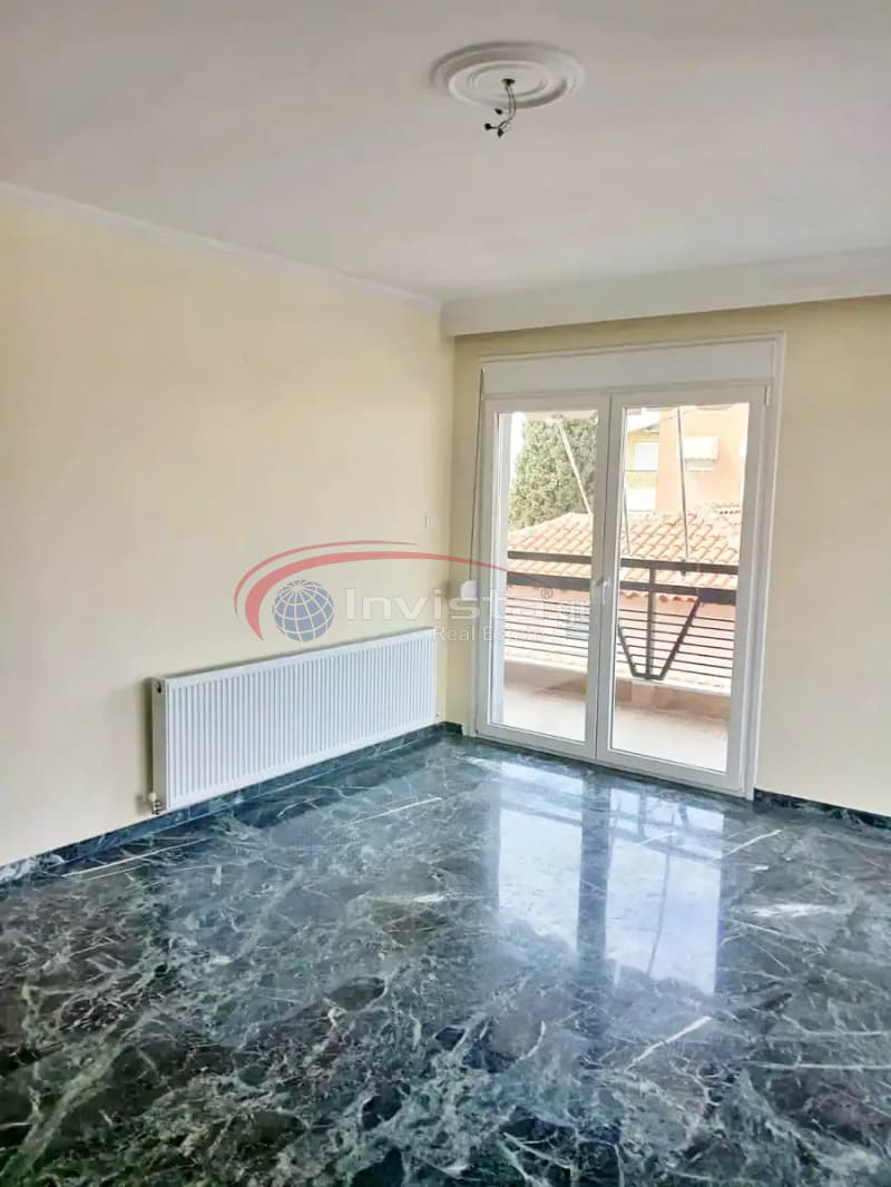 Apartment in Center, Pylea — Photo 7 of 24