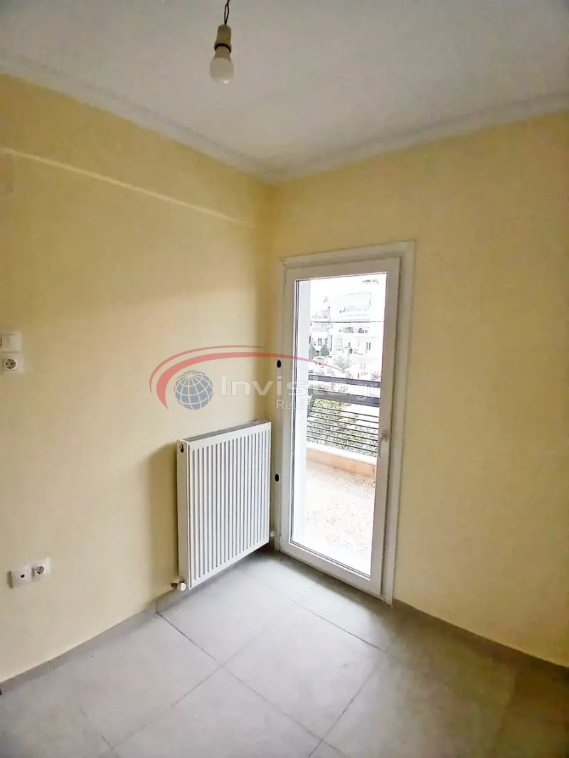 Apartment in Center, Pylea — Photo 14 of 24