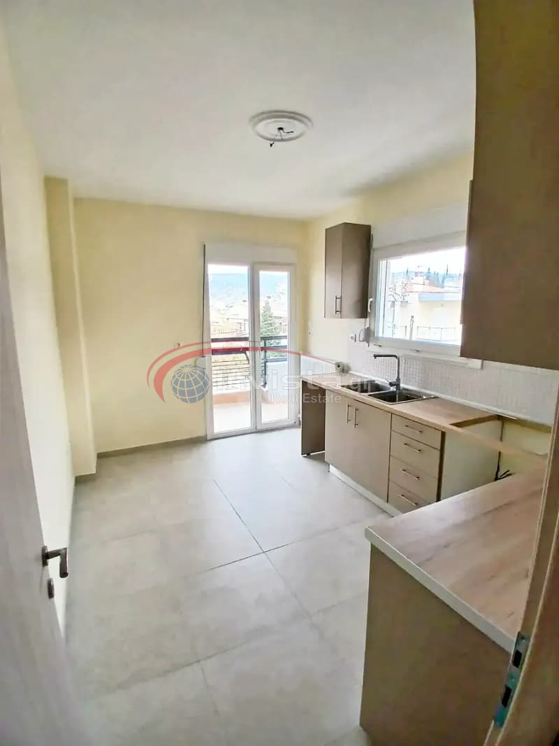 Apartment in Center, Pylea — Photo 5 of 24