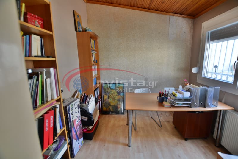 Apartment in Aretsou, Kalamaria — Photo 8 of 23