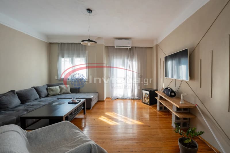 Apartment in Riga Feraiou, Neapoli — Photo 2 of 10