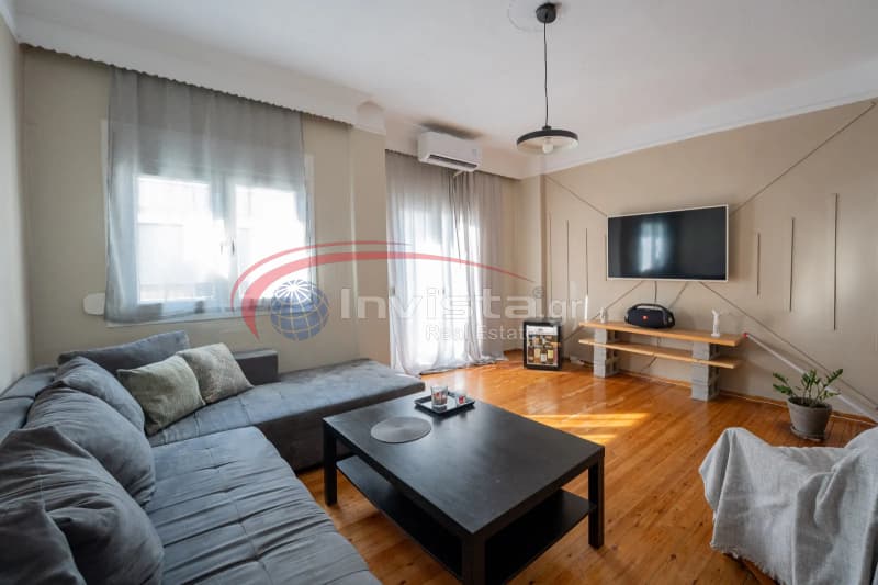 Apartment in Riga Feraiou, Neapoli — Photo 1 of 10