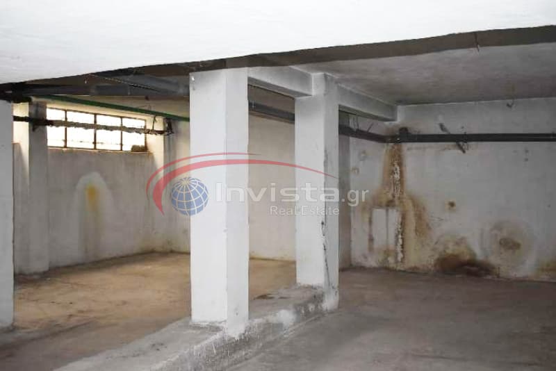 Warehouse in Aretsou, Kalamaria — Photo 1 of 3
