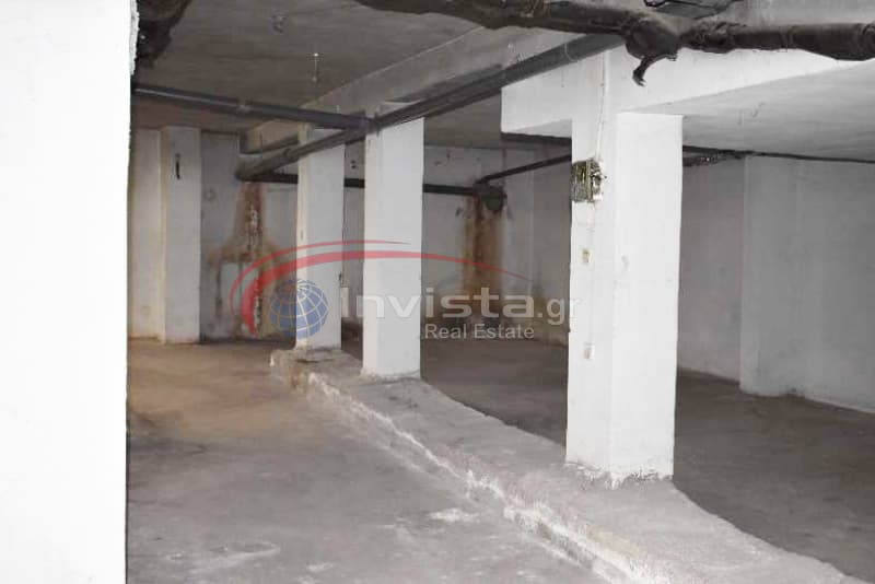 Warehouse in Aretsou, Kalamaria — Photo 2 of 3