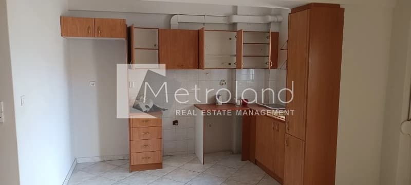 Apartment in Kanapitsa, Metamorfosi — Photo 2 of 15