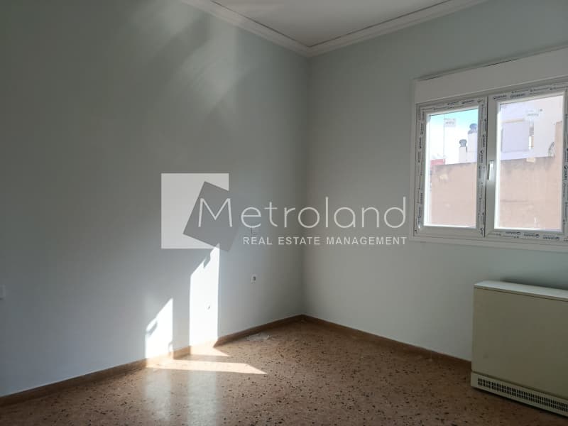 Apartment in Aspra Chomata, Nikaia — Photo 7 of 12