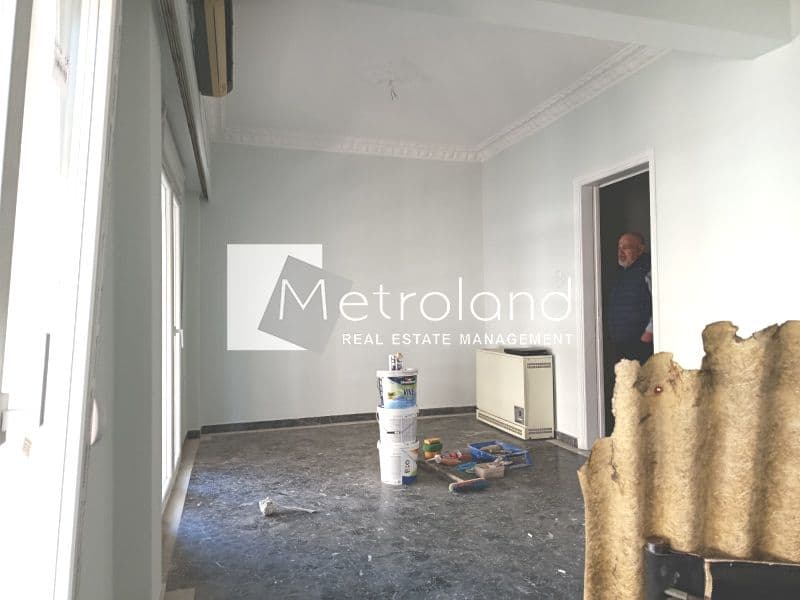 Apartment in Aspra Chomata, Nikaia — Photo 9 of 12