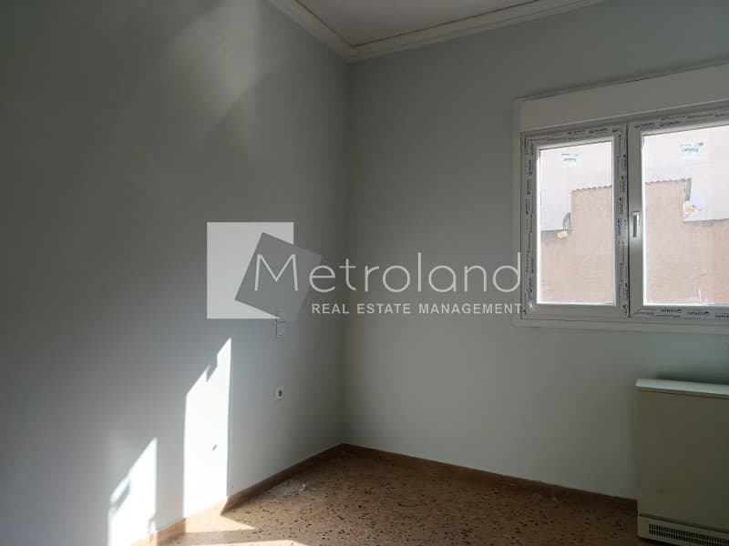 Apartment in Aspra Chomata, Nikaia — Photo 5 of 12