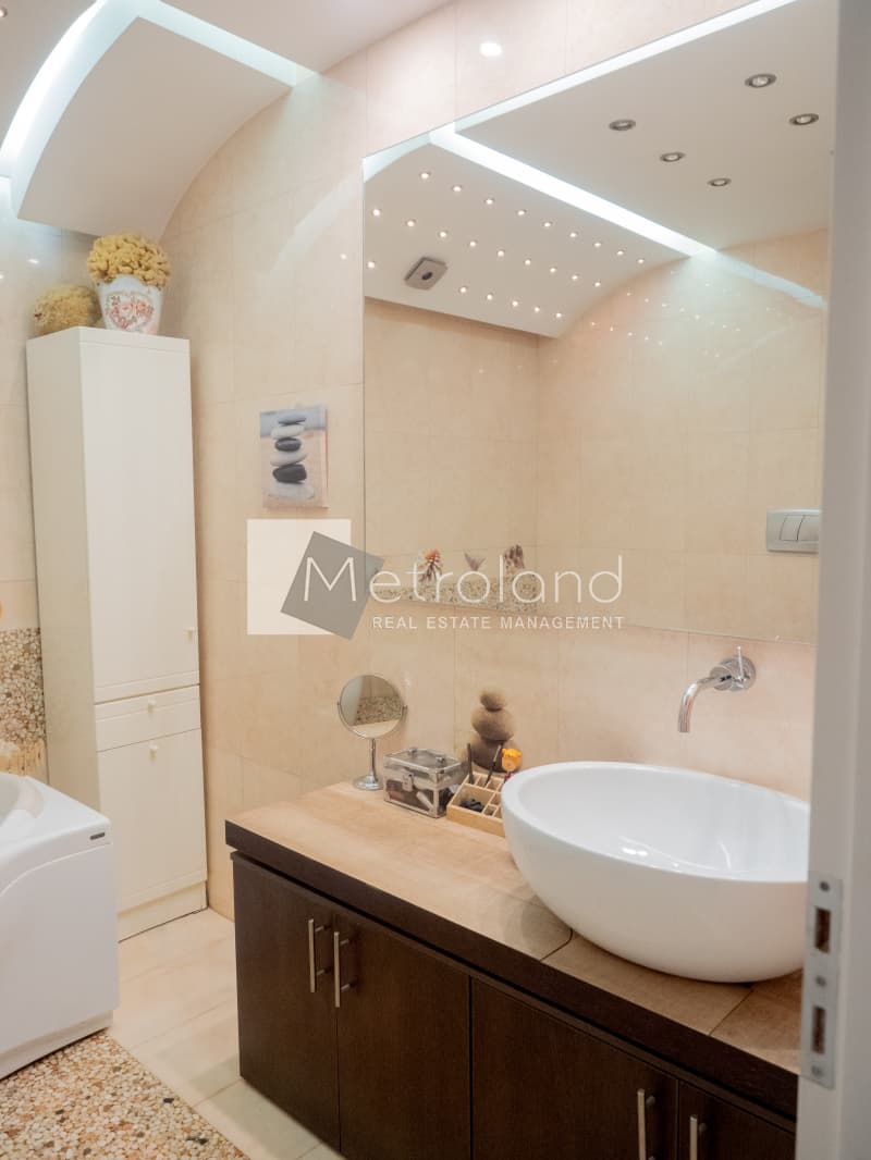 House in Terpsithea, Glyfada — Photo 15 of 30