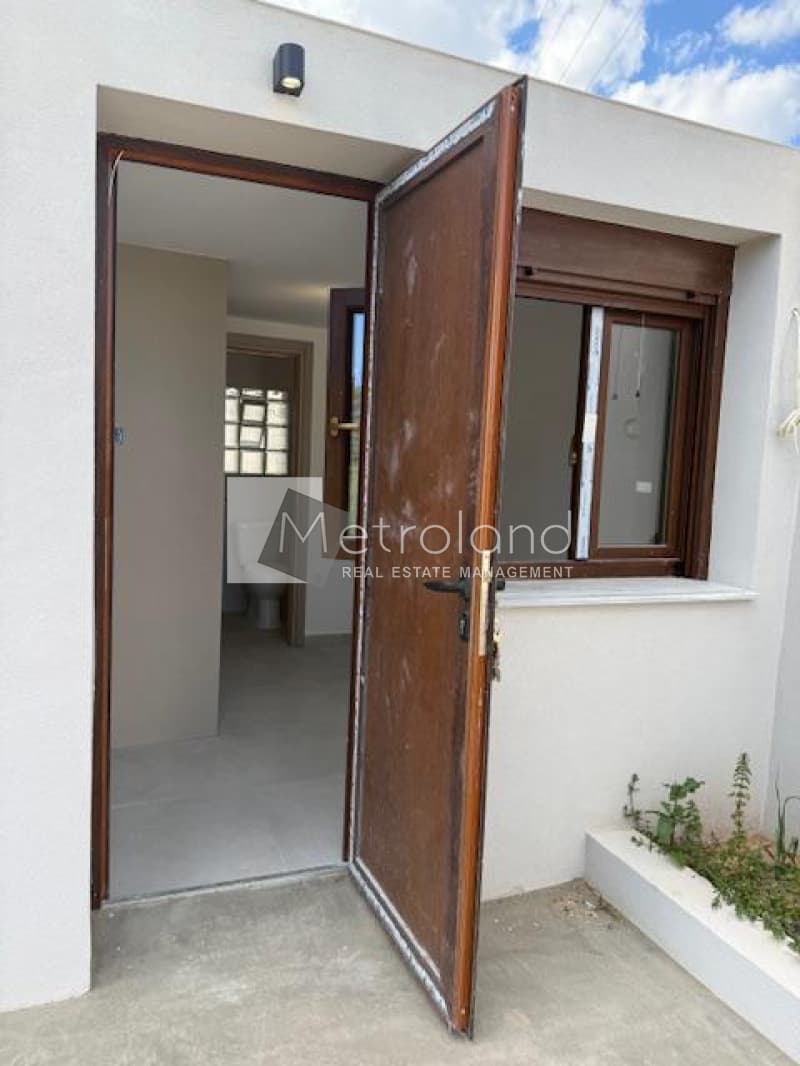 Μονοκατοικία στην Άγιος Σεραφείμ, Αρτέμιδα (Λούτσα) — Φωτογραφία 15 από 30