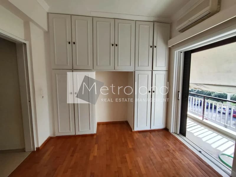 Apartment in Mykoniatika, Agioi Anargiroi — Photo 8 of 12