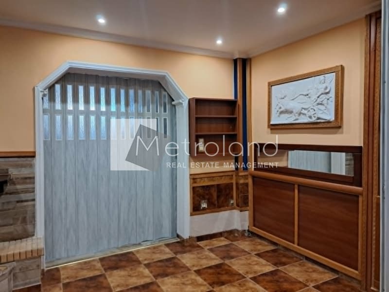 Apartment in Aspra Chomata, Nikaia — Photo 12 of 25