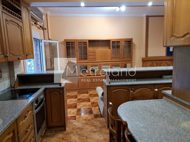 Apartment in Aspra Chomata, Nikaia — Photo 11 of 25