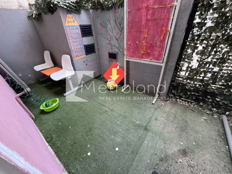 Γραφείο στην Άγιος Ιωάννης Χρυσόστομος, Νίκαια — Φωτογραφία 6 από 8