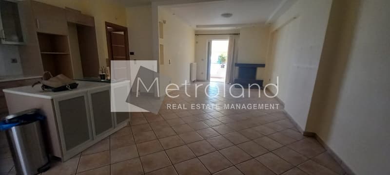 Apartment in Center, Nikaia — Photo 5 of 12