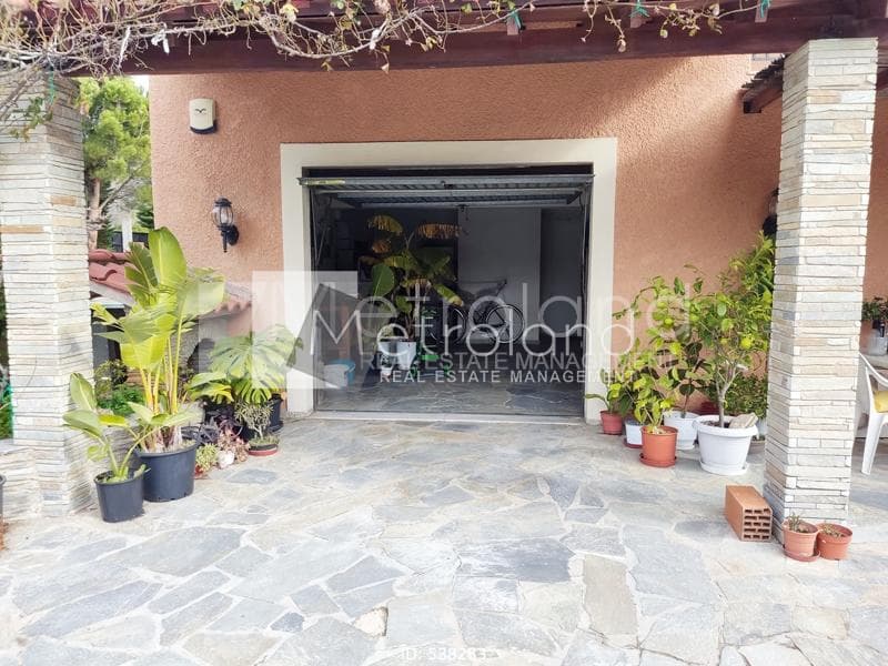 House in Center, Penteli — Photo 3 of 27