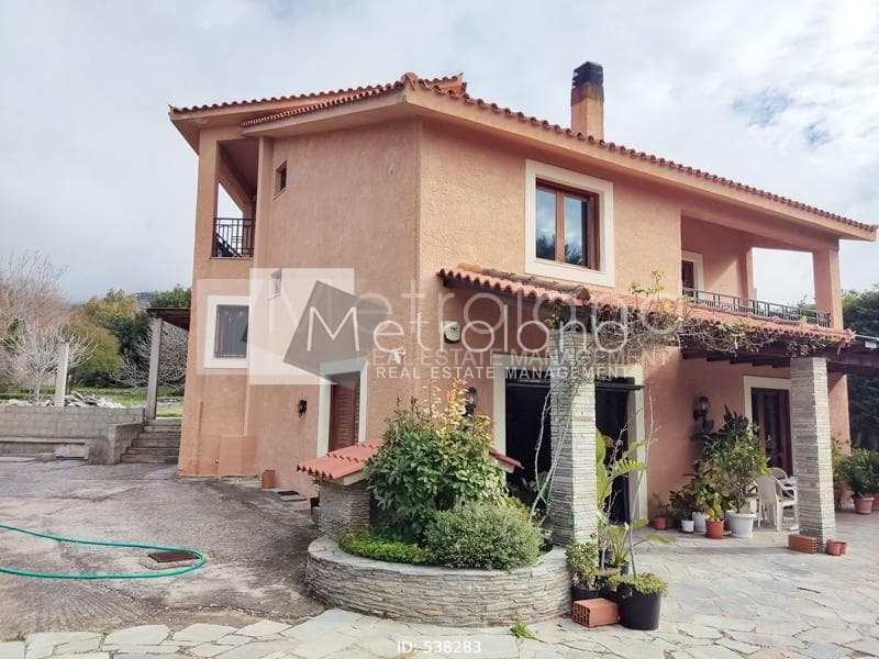 House in Center, Penteli — Photo 2 of 27