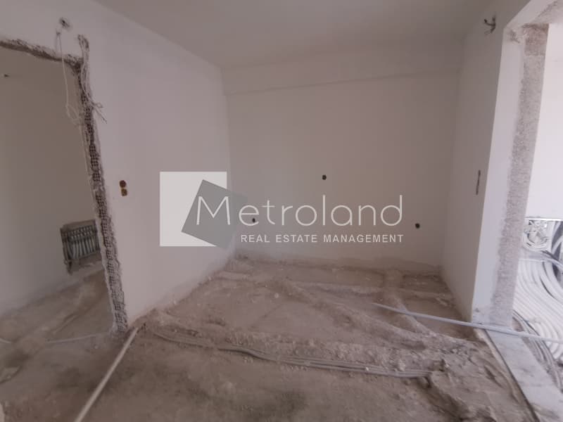 Apartment in Analipsi, Drapetsona — Photo 2 of 4