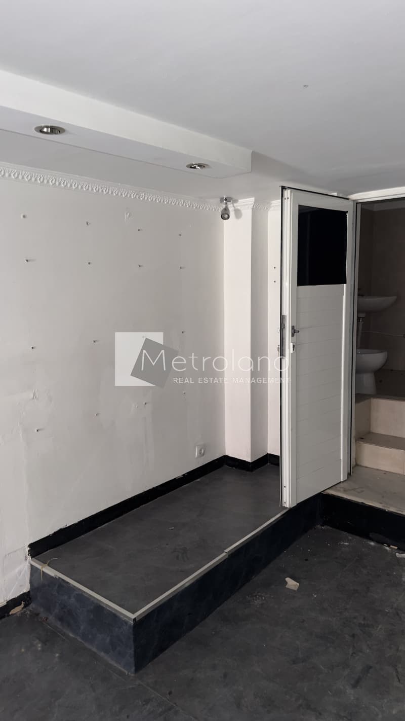 Κατάστημα στην Όριο Άγιας Βαρβάρας, Κορυδαλλός — Φωτογραφία 2 από 7