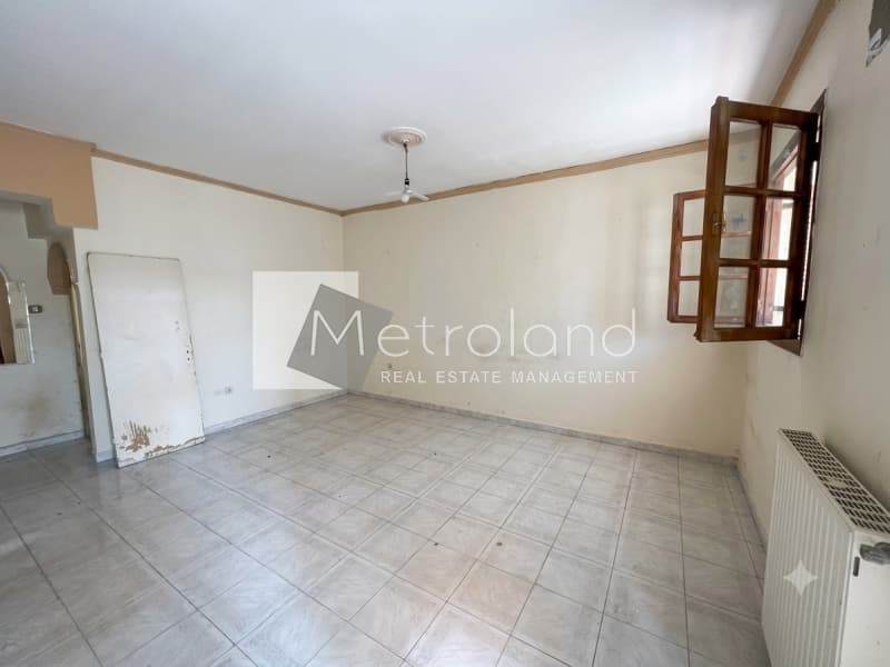 Apartment in Freattida, Piraeus — Photo 1 of 5