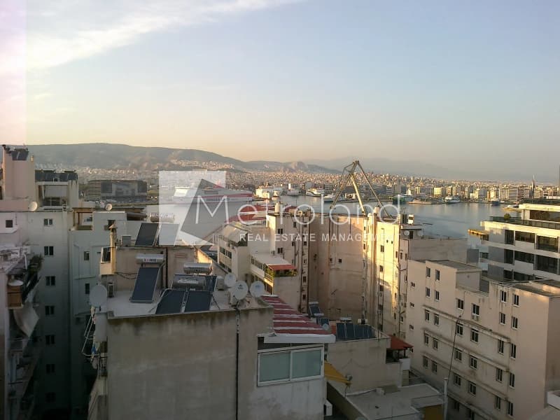 Apartment in Chatzikiriakeio, Piraeus — Photo 2 of 12
