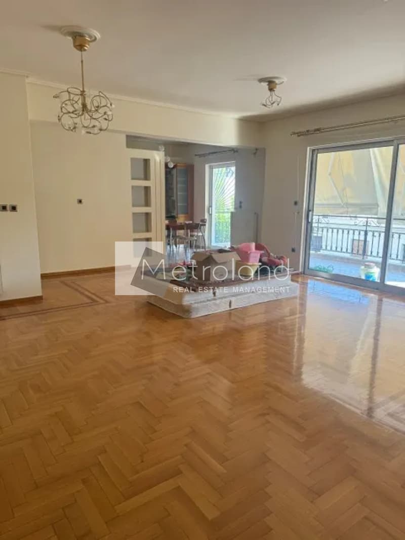 Διαμέρισμα στην Νεκροταφείο, Νίκαια — Φωτογραφία 1 από 15