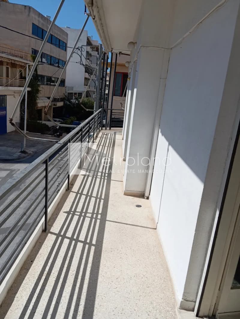 Apartment in Ano Rentis, Agios Ioannis Rentis — Photo 1 of 11