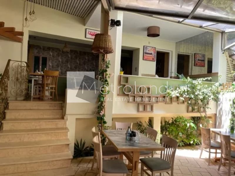 Κατάστημα στην Νέο Τέρμα, Μαρούσι — Φωτογραφία 3 από 5