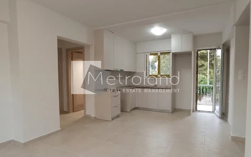 Apartment in Kato Aigaleo - Estavromenou, Aigaleo — Photo 1 of 5