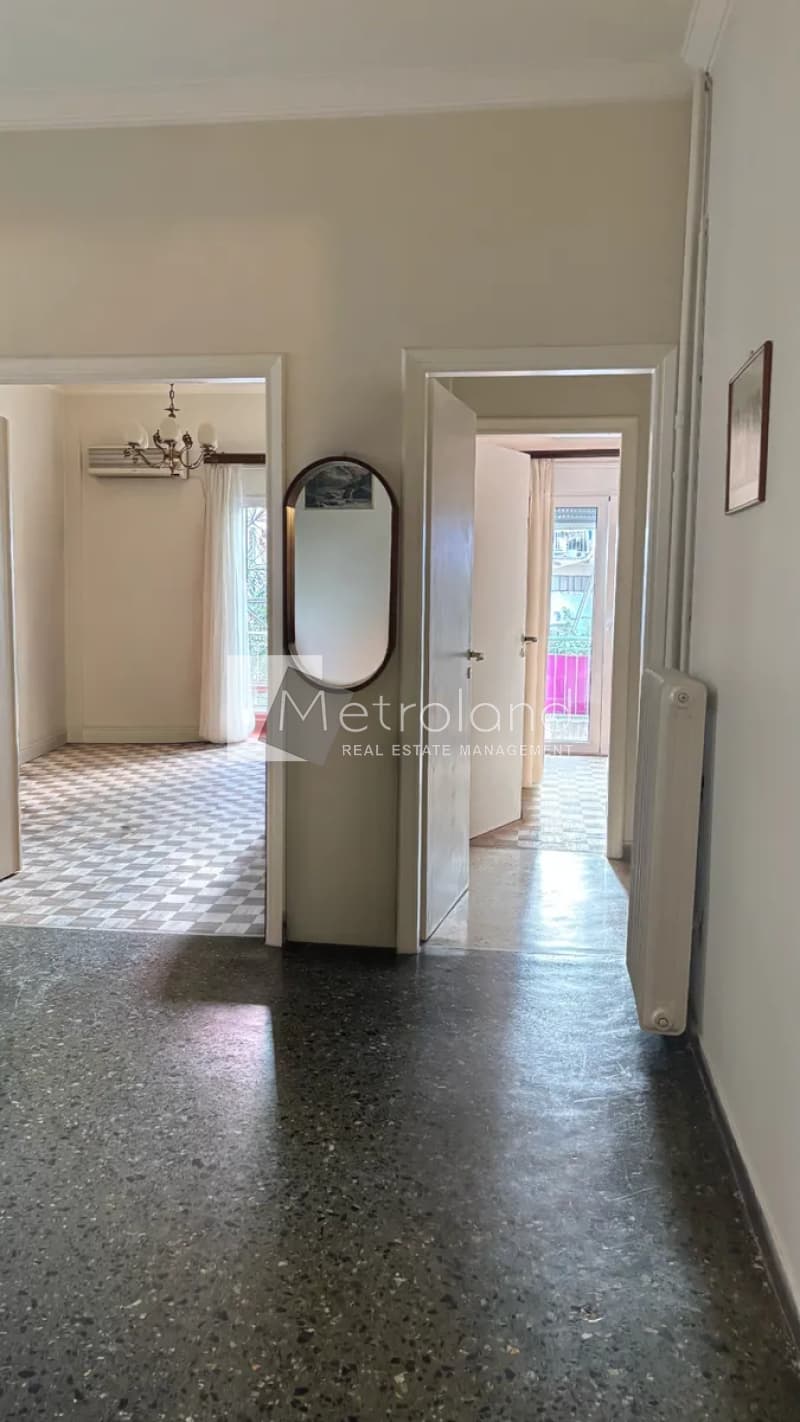 Apartment in Charokopou, Kalithea — Photo 1 of 7