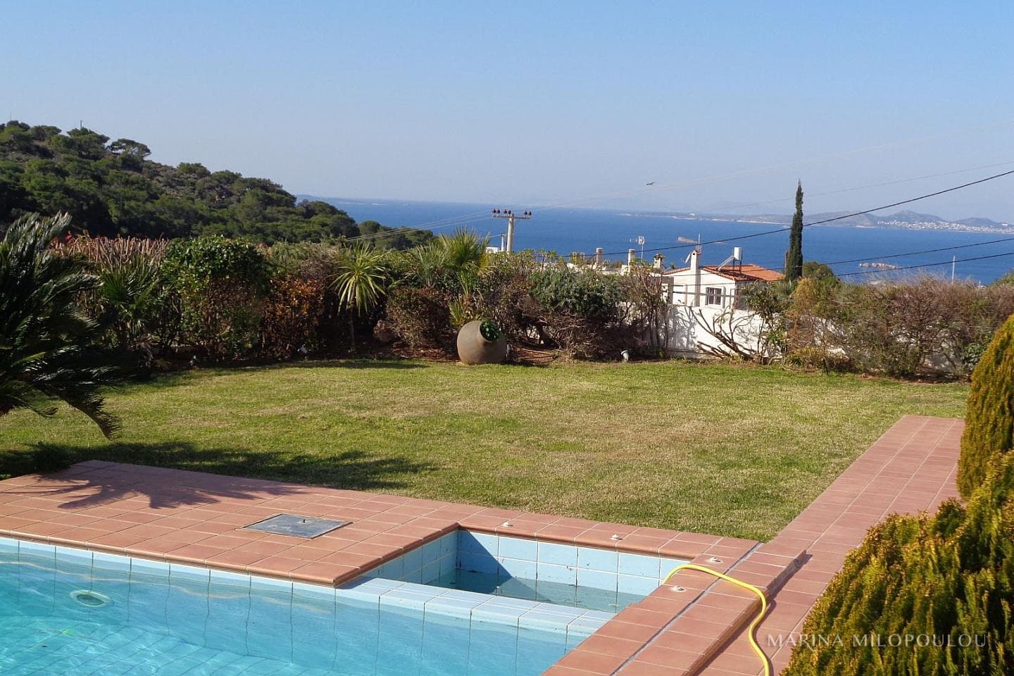 House in Saronida, Saronida — Photo 1 of 22