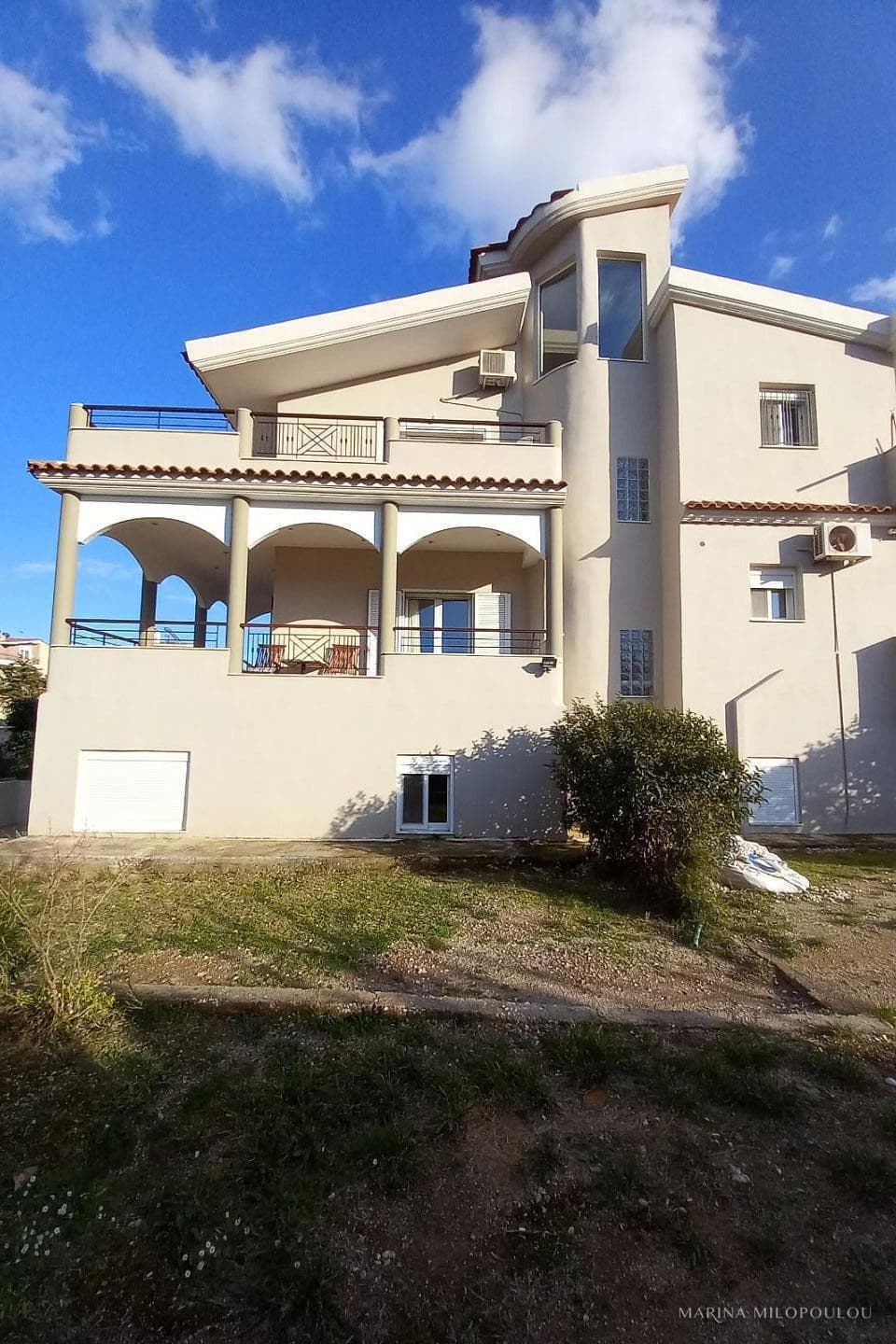 House in Katafigi, Palaia Fokaia — Photo 2 of 28