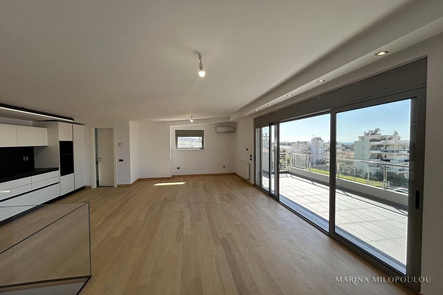 House in Golf, Glyfada — Photo 2 of 30