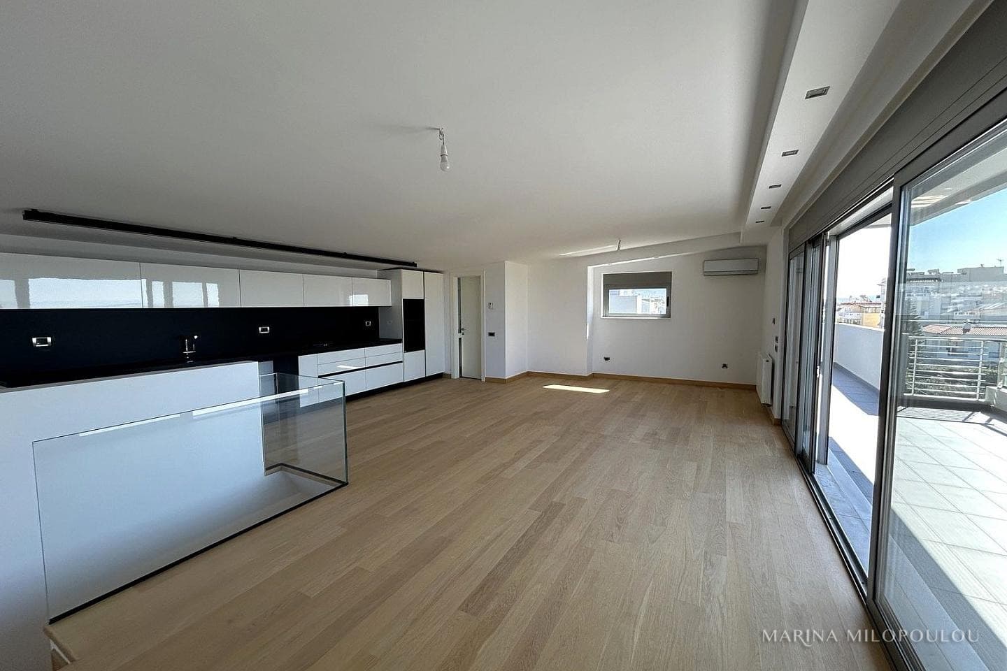 House in Golf, Glyfada — Photo 3 of 30