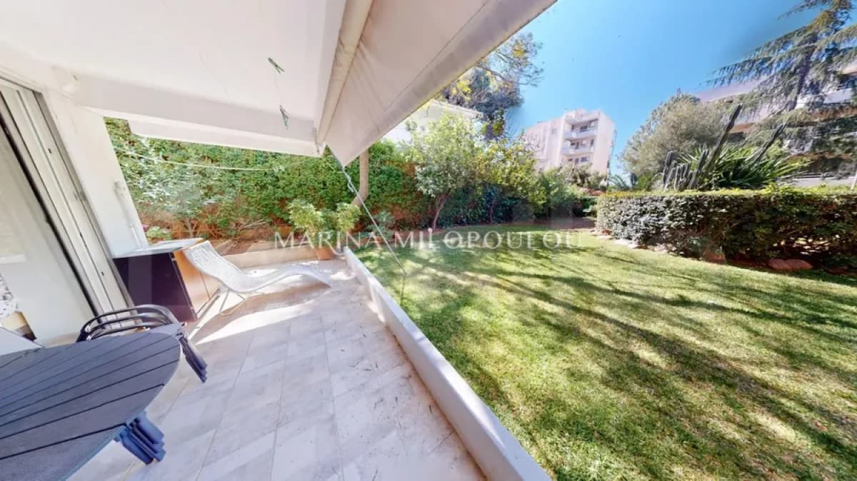Διαμέρισμα στην Ευρυάλη, Βούλα — Φωτογραφία 10 από 17