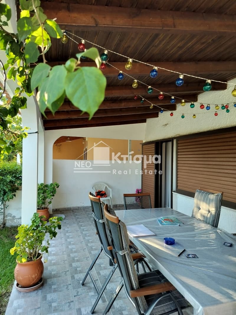 House in Kiani Akti, Pirgos — Photo 1 of 30