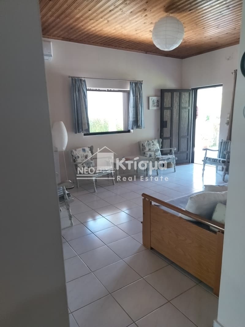 House in Kiani Akti, Pirgos — Photo 24 of 30
