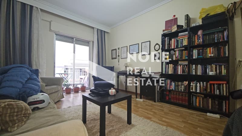 Apartment in Center, Kalamaria — Photo 1 of 15