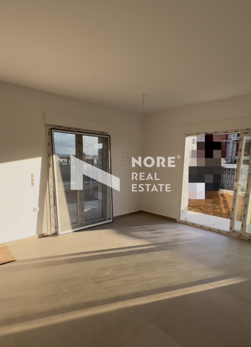 Apartment in Center, Thermi — Photo 9 of 21