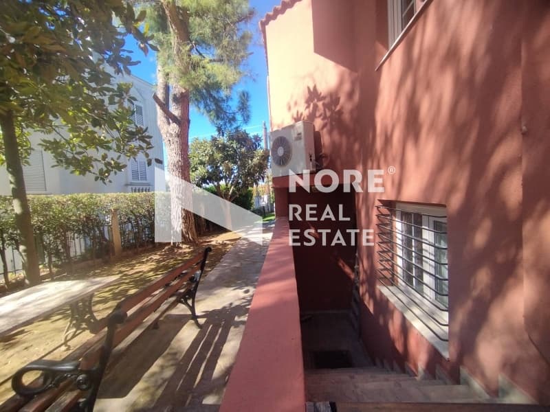House in Center, Panorama — Photo 8 of 25