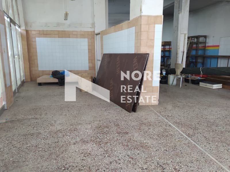 Retail Store in Oikismos Makedonia, Efkarpia — Photo 1 of 11