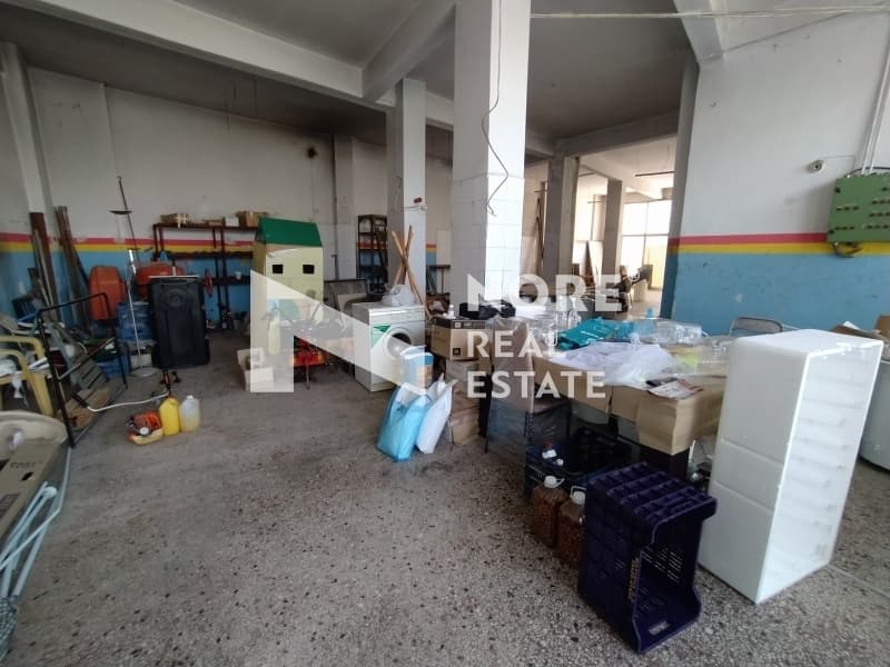 Retail Store in Oikismos Makedonia, Efkarpia — Photo 8 of 11