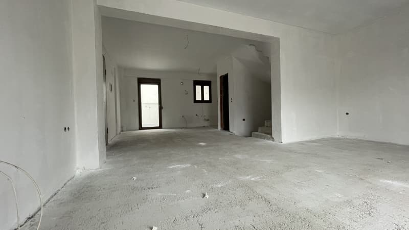 Μονοκατοικία στην Τρίλοφο, Μίκρα — Φωτογραφία 1 από 17