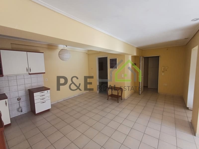 Apartment in Mple Limanaki, Rafina — Photo 3 of 13