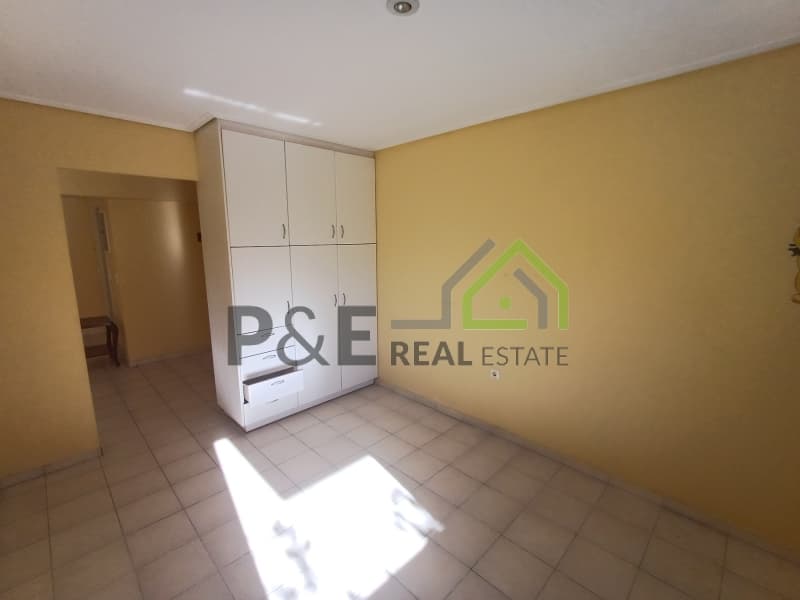 Apartment in Mple Limanaki, Rafina — Photo 11 of 13