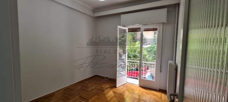 Apartment in Politechnioupoli, Zografou — Photo 15 of 20