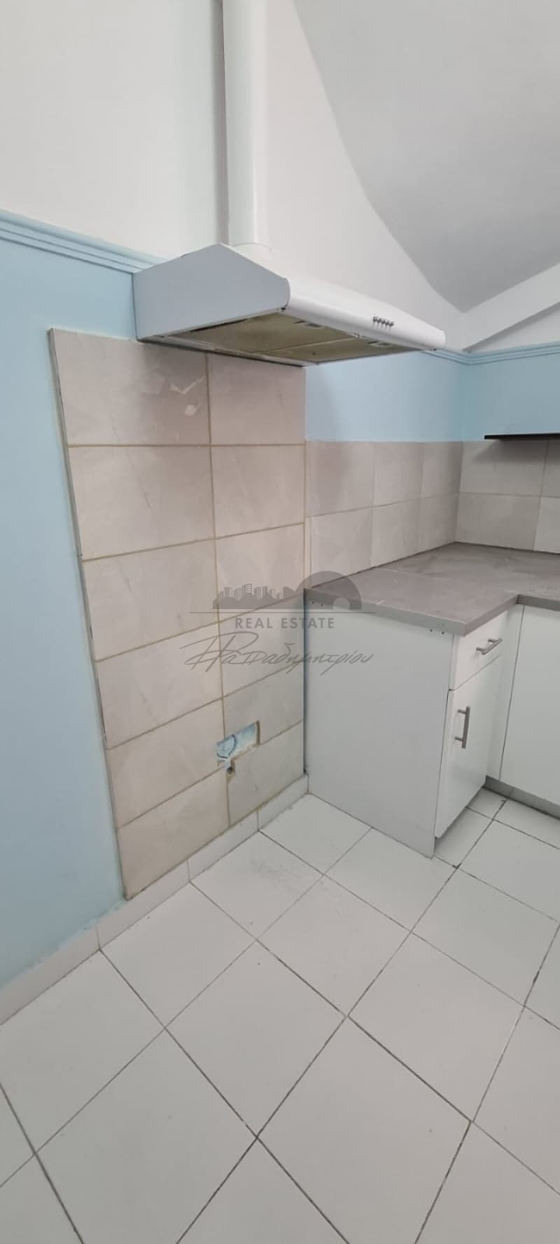 Apartment in Politechnioupoli, Zografou — Photo 5 of 20