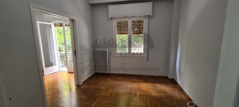 Apartment in Politechnioupoli, Zografou — Photo 16 of 20