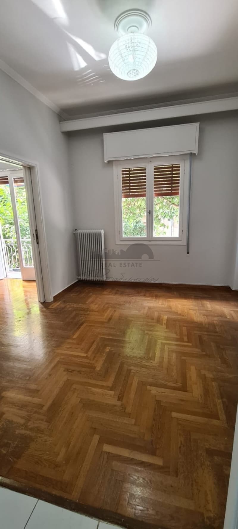 Apartment in Politechnioupoli, Zografou — Photo 13 of 20