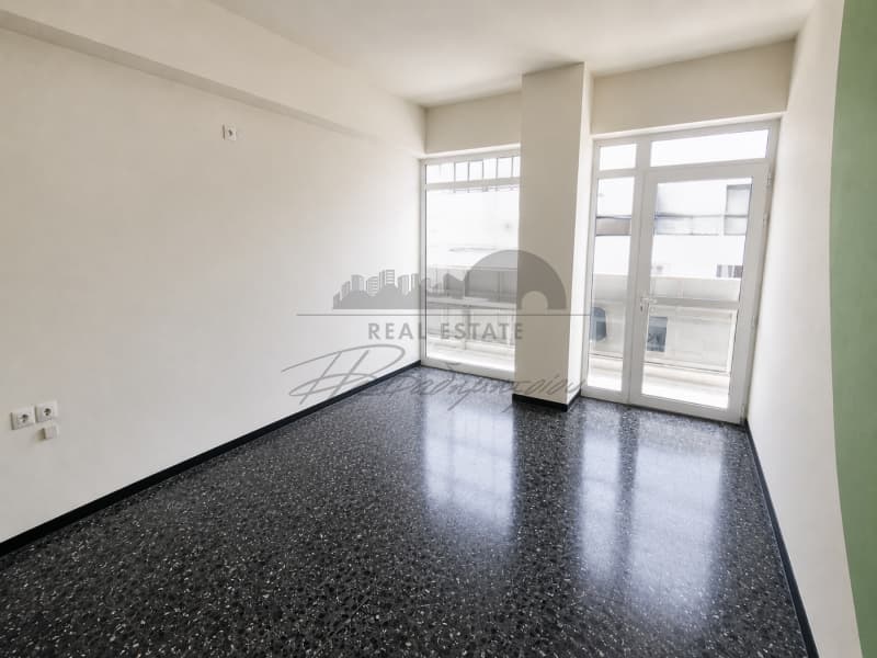 Γραφείο στην Αγ. Νικόλαος, Βόλος — Φωτογραφία 3 από 30